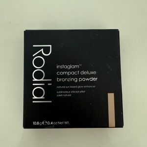 Rodial Instaglam Bronzing Powder - Color 02